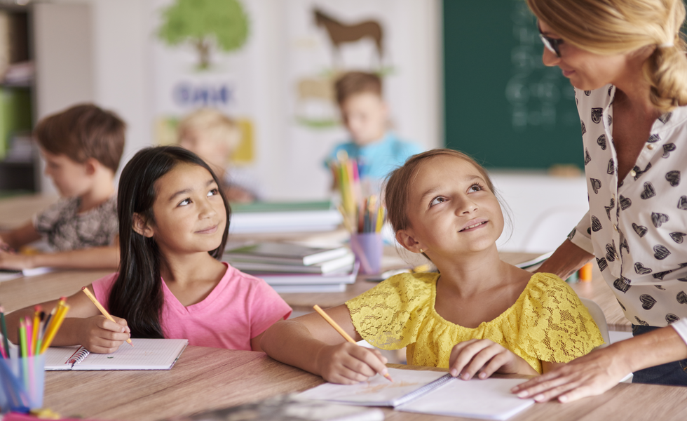 Aprovado projeto que reduz alíquota de ISS para educação e mais 35 atividades